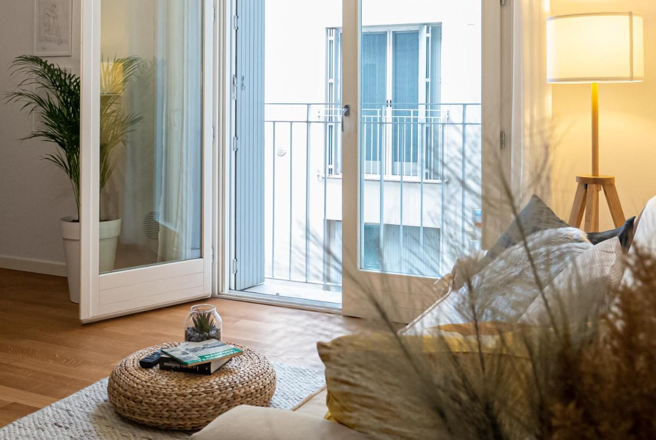 Maison Blanche: Appartamento Elegante Con Parcheggio Privato Mantova Luaran gambar