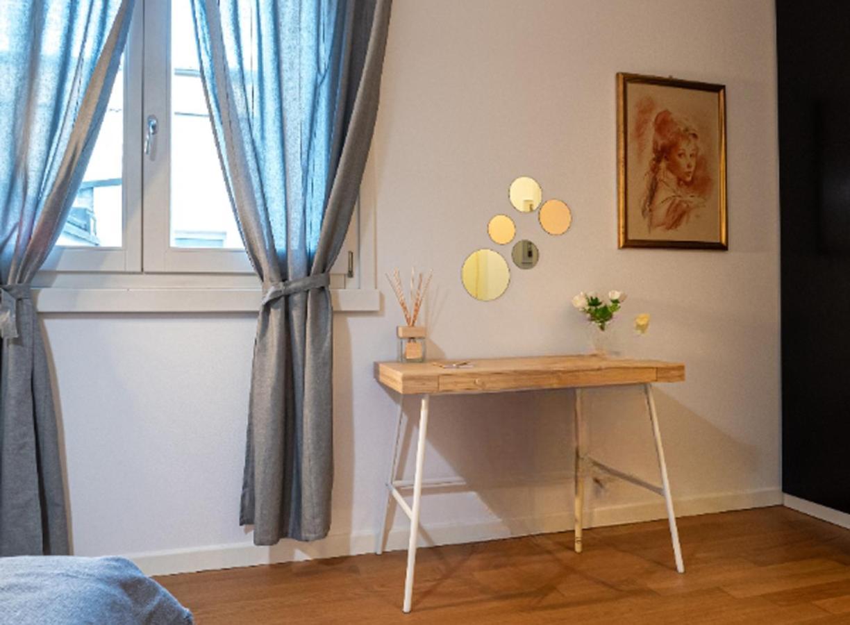 Maison Blanche: Appartamento Elegante Con Parcheggio Privato Mantova Luaran gambar